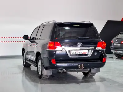 صورة مصغرة 8 لـ 2015 Toyota LAND CRUISER