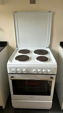 Ariston electric cooker