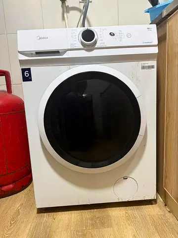 Midea 6KG Fully Automatic Washing Machine with Dryer – Good Condition