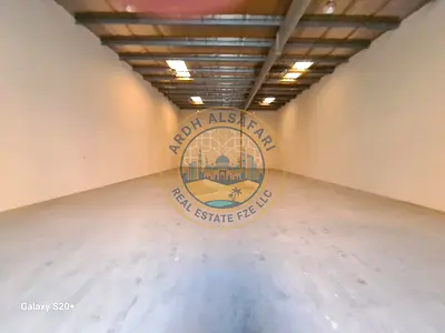 Cheapest price spacious wharehouse 3000 sqft just 135k in industrial area 15 Sharjah