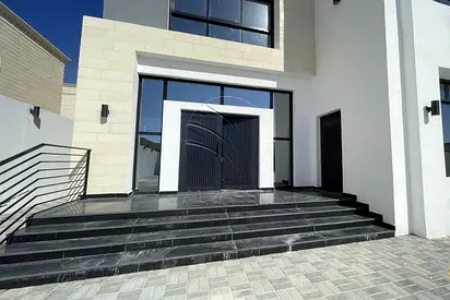 √Modern + Contemporary Villa! Europeans Preferred√