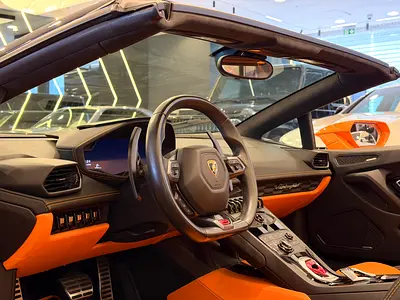 2016 Lamborghini HURACAN — миниатюра 13