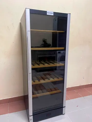 Vestfrost Wine Cooler – Black (Made in Denmark)