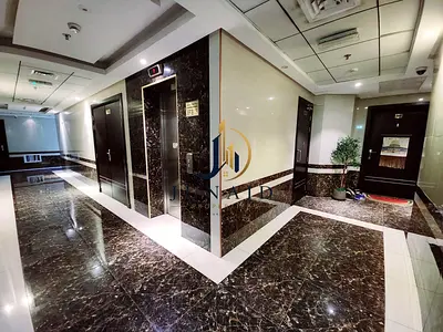specious apartment at prime location ready to move woth cover parking