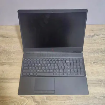 Dell Inspiron 7550