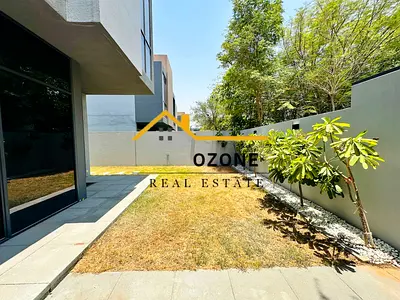 Elegant 3BHK Corner Townhouse | Fully Landscaped