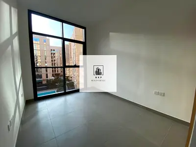 Specious luxury apartment for rent
