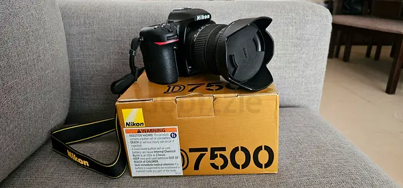 Nikon D7500 DSLR with Sigma 17-50mm f/2.8 EX DC OS lens