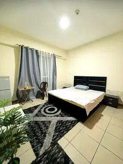 Luxurious master room available Dubai Marina