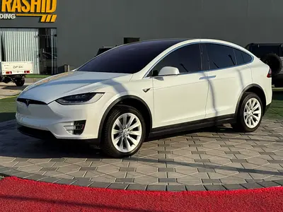 Tesla Model X 75D 2018 GCC Specs - Pristine Condition