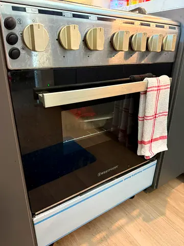 Gas Stove 60x60 4 burner - 3 month old