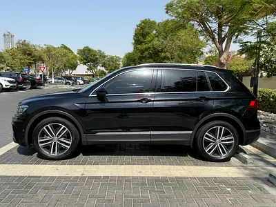 2018 VW Tiguan SEL SPORT- Digital Dash- Full service history with WERKS MOTORSPORT- Stage 1 Tune