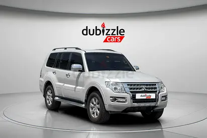 AED 1060/month | 2017 Mitsubishi Pajero  | GCC Specs | Ref#494739