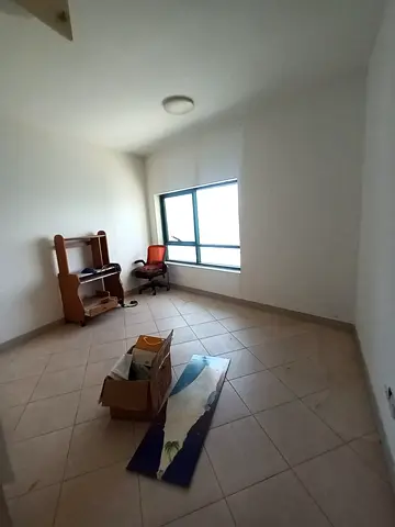 Apartment for Annual Rent 📍 Al Majaz 3 🏡 3 Bedrooms + Living Room 🛏️ Maid’s Room 📐 Spacious Layout 💰 Annual Rent: AED 60,000