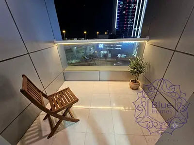 Spacious 1 Bedroom Apartment | 889 Sq. Ft. | Balcony | Built-in Kitchen Appliances | 2 Bathrooms