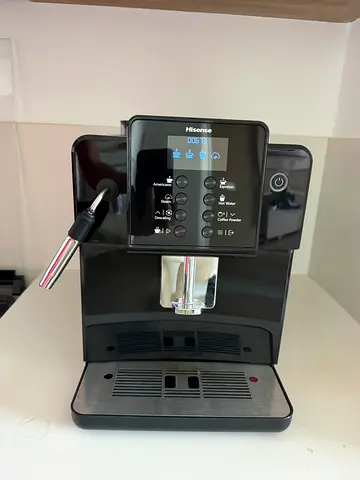 Hisense Fully Automatic Coffee Machine | Bean-to-Cup | Excellent Condition