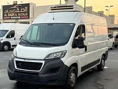 Peugeot Boxer Refrigerated Van 2020 – GCC Specs