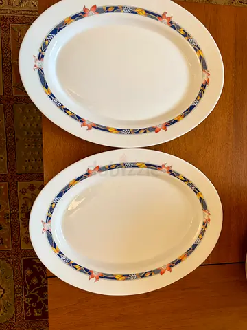 Set of 4 Serving Dishes all in Good Condition only for 45 DHS