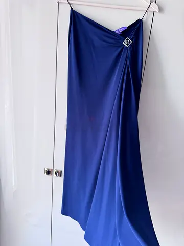 Skirt by RALPH LAUREN from premium collection. Soft stretch-Silk midi flattering fit. Worn once