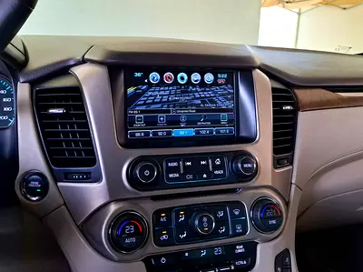 2019 GMC YUKON — фото 14