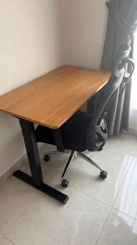 Adjustable Height Wood-Top Desk with Ergonomic Office Chair