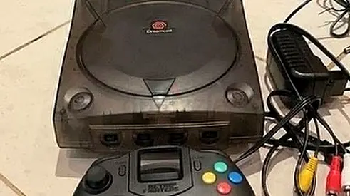 Sega Dreamcast black /retro fighters controller/256gb 207 Games 220volt PSU