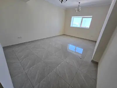 "An exceptional apartment with an open view, available at a great price. Includes one month free and a parking space."