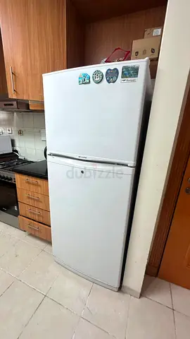 ثلاجة