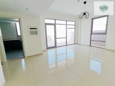 ONE BEDROOM WITH PRIVATE TERRACE READY TO MOVE