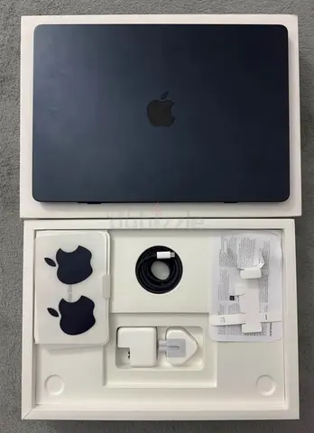 Macbook Air 2024 - FOR SALE