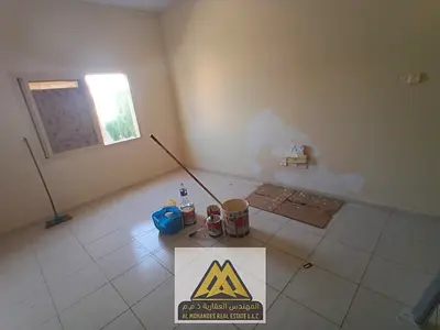 A great opportunity to rent an affordable studio in Al Nuaimiya 1, Ajman. Located on Kuwait Street, this studio features central air conditioning and