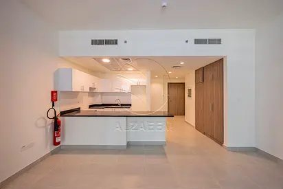 VACANT! Open View | Prime Address | High Level