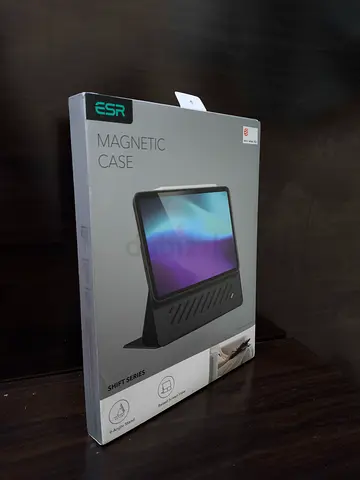 ESR Magnetic Case for Tablet – Unopened,GREY, (12.9-inch 5th/6th generation)