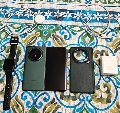 Honor Magic V3 (Like New) + Honor Watch 4 Bundle | Mint Condition Complete Box