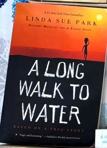 A Long Walk to Water by Linda Sue Park (Paperback)