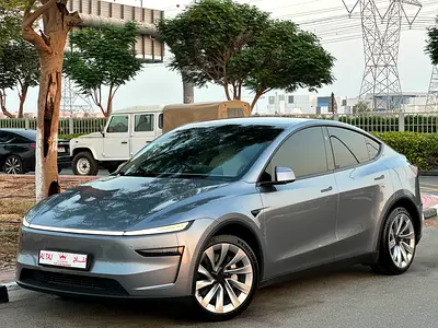TESLA MODEL Y LONG RANGE 2025 GCC UNDER WARRANTY FULL OPTION