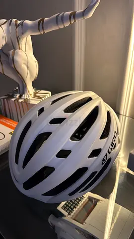 Giro agilis helmet