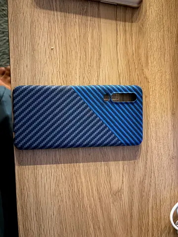 Huawei P30 brand new pitaka case.