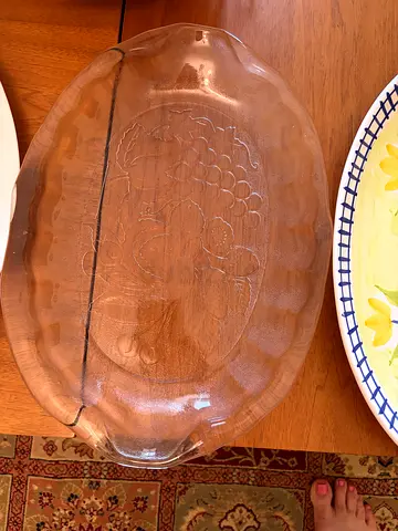 Set of 4 Serving Dishes all in Good Condition