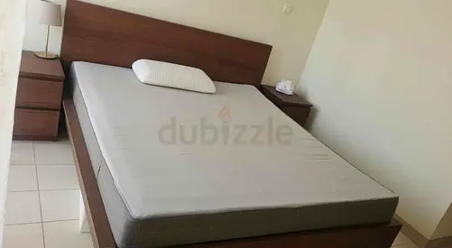 Bed with matras, side drawers, dresser