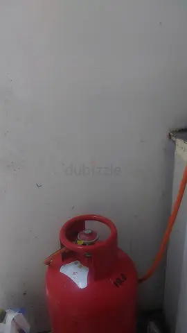 Gas cylinder 20kg with half gas filling. Along with free gas stove if you want. 250aed
