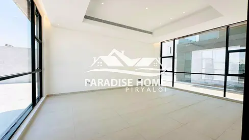 Luxury 1BHK Apartment | Walking Distance to Beach | Ready to Move In