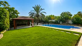 Upgraded 3 Bed Villa | Private Pool | Single row