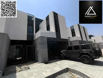 فرصة استثمارية فيلا طابقين ورووف 4 غرف بسعر شامل المكييفات و الكهرباء و الماء تملك حر لجميع الجنسيات