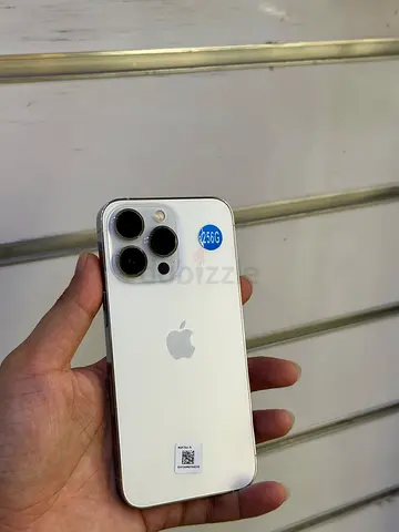 iPhone 13 pro 256GB Silver
