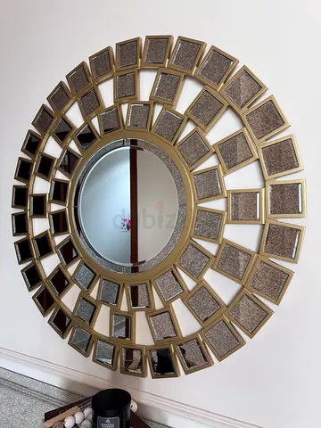 Decorative Round Wall Mirror with Mosaic Frame - Gold Finish