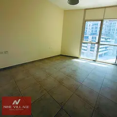 2BR Apartment | Lake Shore Tower | Downtown City View | Maids Room