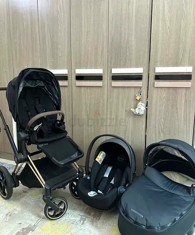 Cybex e Priam stroller with battery ,cot and car seat