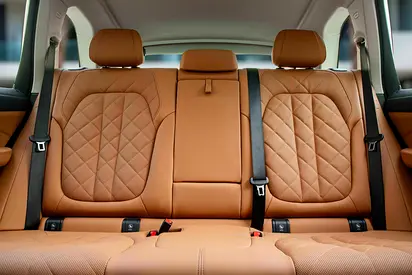 2025 BMW X5 thumbnail 12
