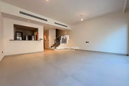 VASTU | Ready to Move | Spacious Plot | Brand New